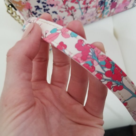 Steve Madden Floral Shoulder Bag with Gold-Tone hardware - Picture 9 of 14